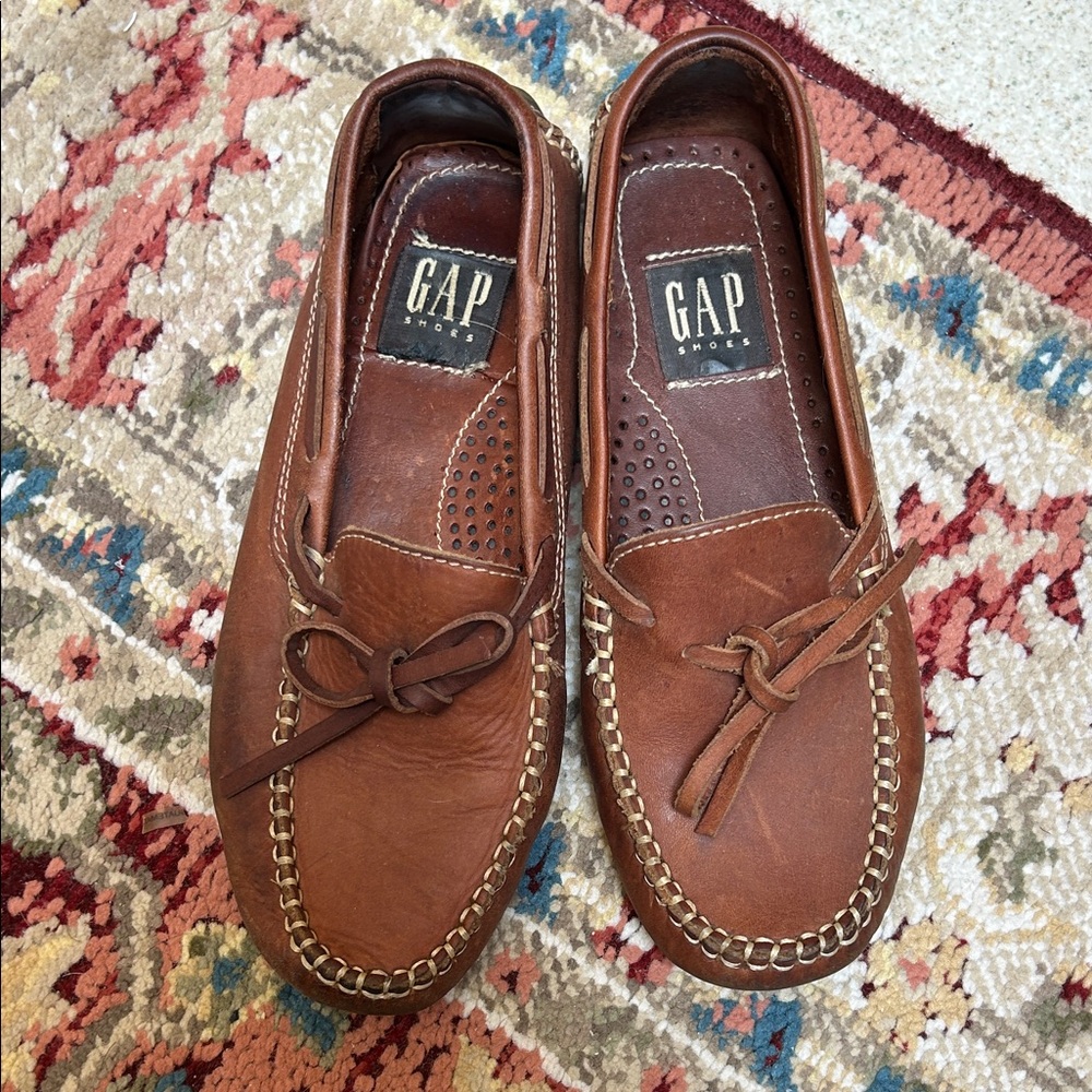 GAP Women’s Tan Leather Slip-On Loafers